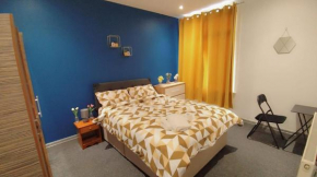 Double-Bedroom in the Heart of Eccles Manchester Perfect for Short Stays